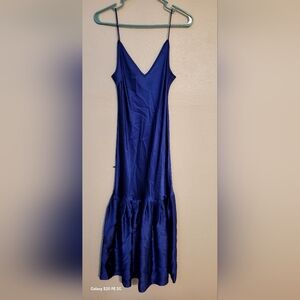 Elegant Blue Midi Dress